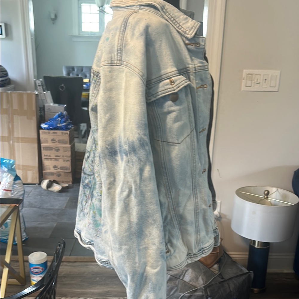 Universal Thread Blue Lightweight Denim Jacket - image 4